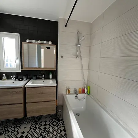 بيت للعطل Modern House Next Disneyland